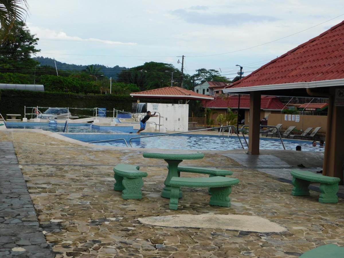 Condo Villa B27 Sleeps Five People - B28 Sleeps Six People - Price Includes Housekeeping Fees Not Taxes - Very Close To The Pool And Beach! Jacó Exterior foto