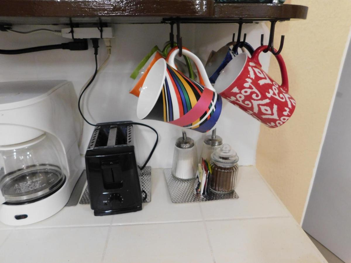 Condo Villa B27 Sleeps Five People - B28 Sleeps Six People - Price Includes Housekeeping Fees Not Taxes - Very Close To The Pool And Beach! Jacó Exterior foto