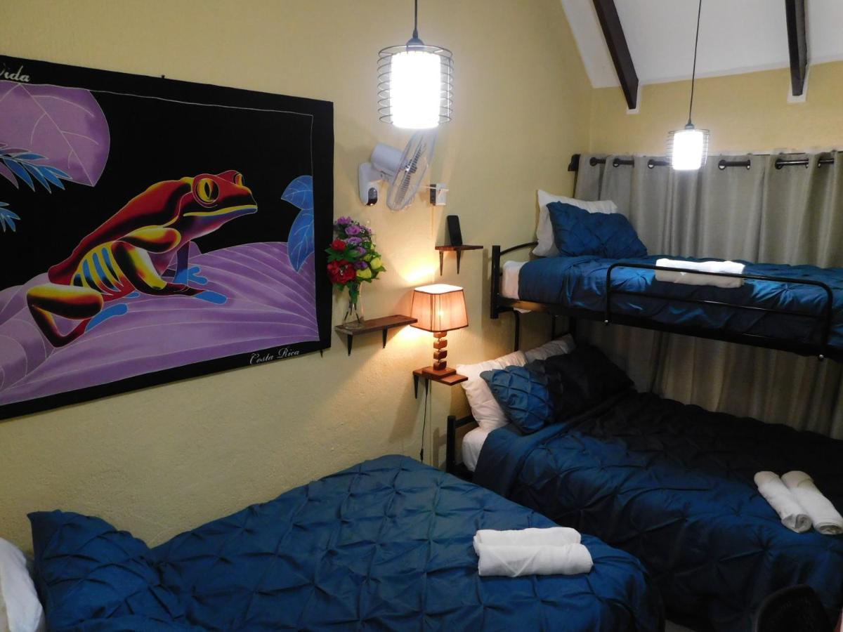 Condo Villa B27 Sleeps Five People - B28 Sleeps Six People - Price Includes Housekeeping Fees Not Taxes - Very Close To The Pool And Beach! Jacó Exterior foto